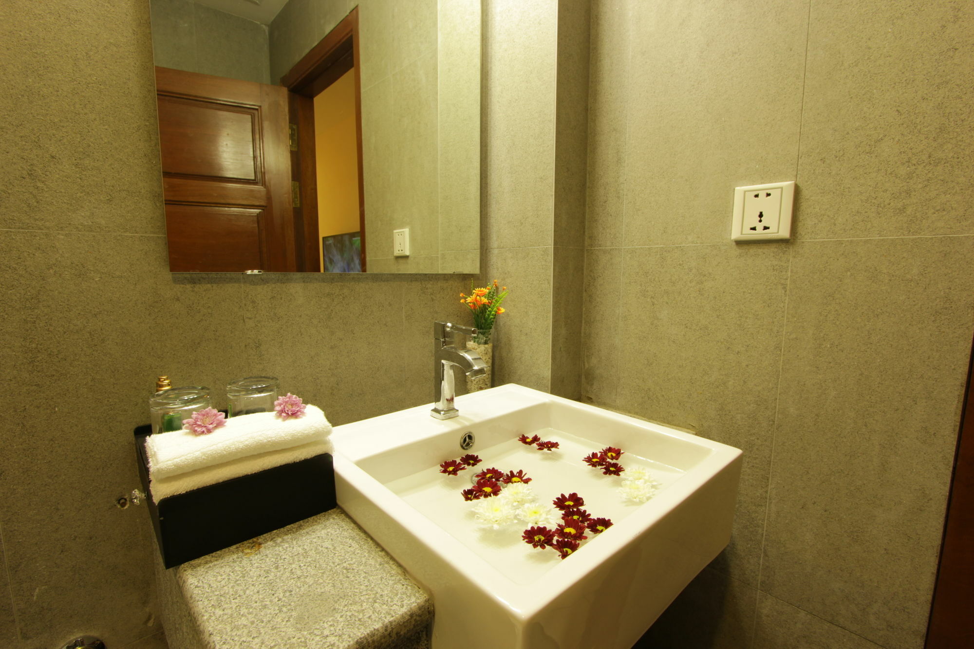 Yazhou Foryou Hotel Πνομ Πενχ Εξωτερικό φωτογραφία